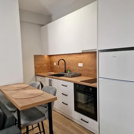 Apartment Pythagora *