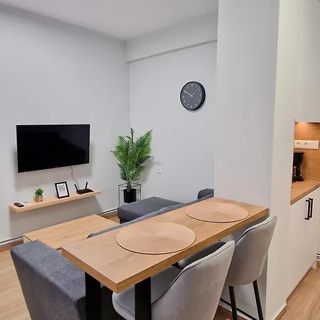 Pythagora * Θεσσαλονίκη